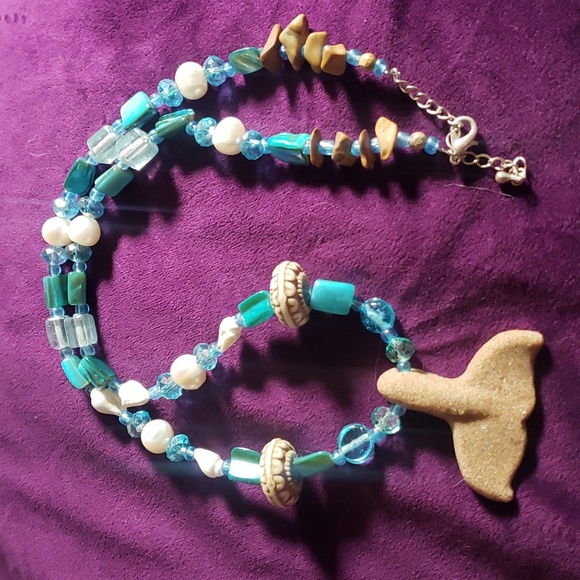 Pearl mother of Pearl glass necklace w/sand pendent - Picture 3 of 6